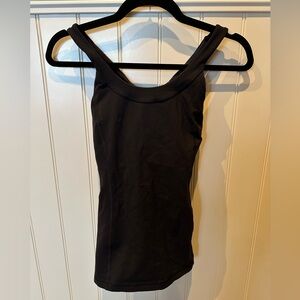 LULULEMON Ladies Women’s Girls Size 4 Small Black Tank Top with Shelf Bra